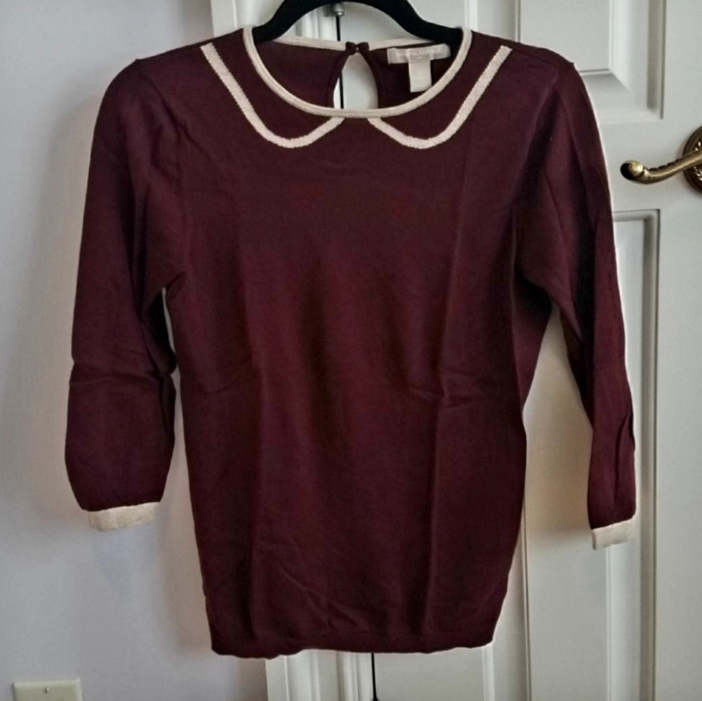 Crew Neck Printed Collar Sweater